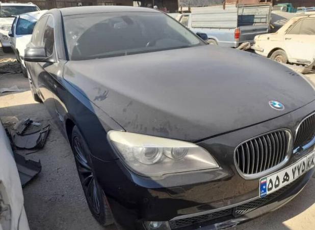 خودروی قاچاق در گناوه توقیف شد