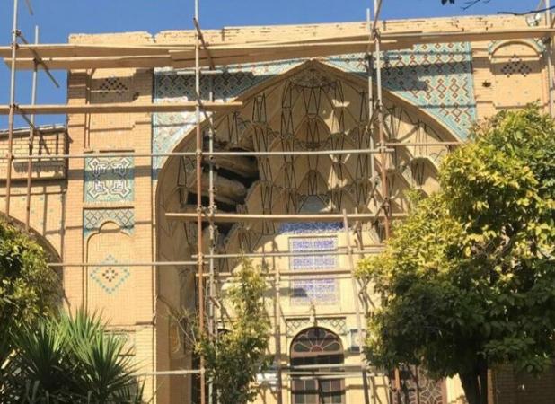 مرمت مقرنس‌های فروریخته حافظیه شیراز آغاز شد