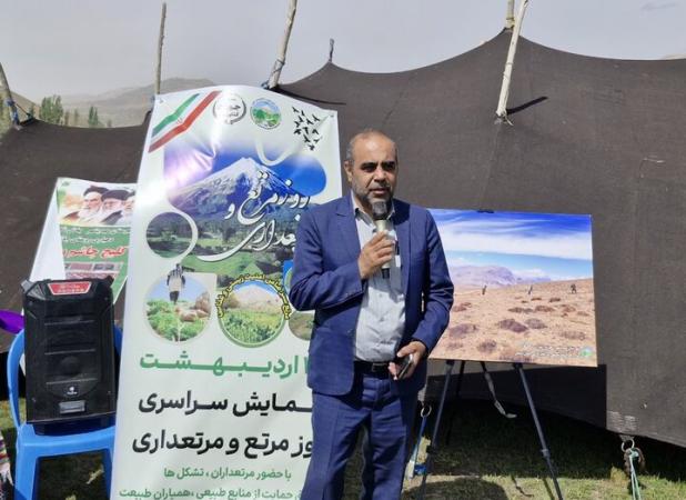اجازه استقرار صنایع مخرب در مراتع مهدیشهر داده نمی‌شود