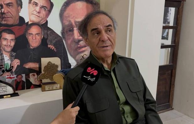 قطب‌الدین صادقی: تئاتر باید پاسخگوی نیاز مردم باشد؛ پرهیز از کپی کاری