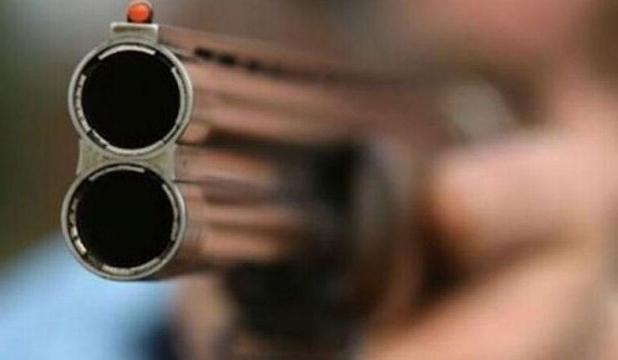 بازداشت عامل تیراندازی در یک عروسی در ماهشهر/ دستبند پلیس بر دست قاتل فراری در ایذه