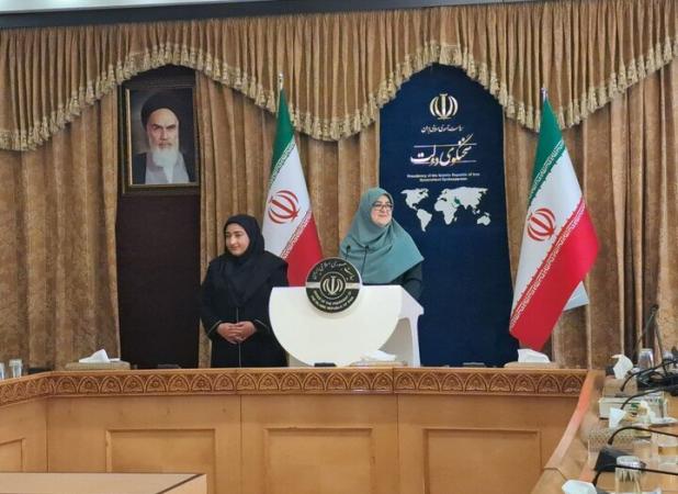 مهاجرانی: دولت به‌دنبال مهار تورم با محدودیت بودجه‌ای است