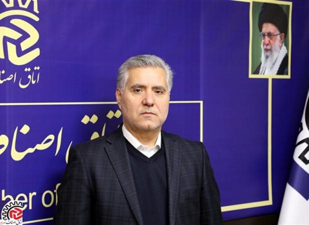 رئیس اتاق اصناف تهران: میانگین قیمت پرتقال ۲۸ هزار تومان و سیب ۴۳ هزار تومان است