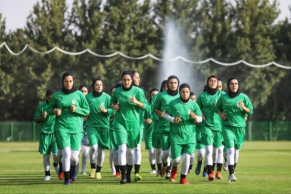 بانوان فوتبال ایران در خط «آتش» صعود/ امید به رقم خوردن اتفاق بزرگ