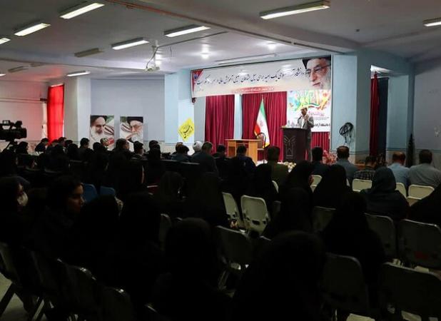 مقاتلی: تصمیم‌گیری‌ها براساس نظر متخصصان و ظرفیت مردم است