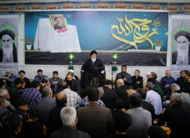 استمرار حیات فکری امام خمینی (ره) نتیجه رهبری حکیمانه و ایمان مردم است