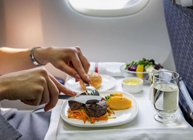 اصلاح تغذیه پروازها؛ گامی دیگر به سمت سلامت مسافران