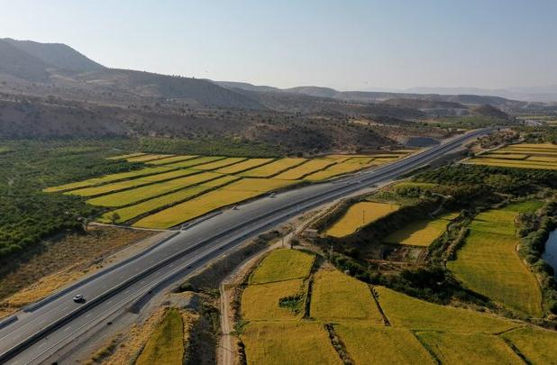 آزادراه شیراز–اصفهان پیشتاز استفاده از هوش مصنوعی در راهداری کشور