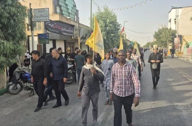 تجمع «مردمی عهد خون» در حمایت از ولی‌فقیه در قم آغاز شد
