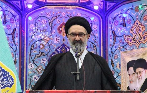 امام جمعه موقت رشت: جامعه باید به فرهنگ فاطمی بازگردد