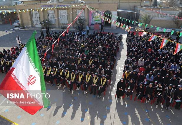 استاندار چهارمحال و بختیاری: دانش آموزان در همه بخش‌های کشور نقش‌آفرینی خواهند کرد