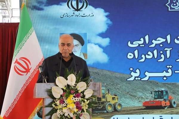 اجرای ۱۱ هزار کیلومتر طرح در بخش حمل ونقل در کشور
