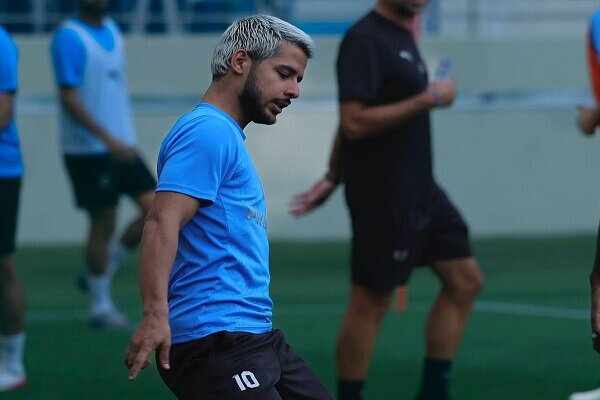 دبل مهدی قایدی مقابل شباب الاهلی در نیمه نخست