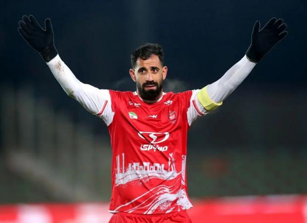 حسین کنعانی‌؛ بدون لباس پرسپولیس و در جنگل‌های تایلند!