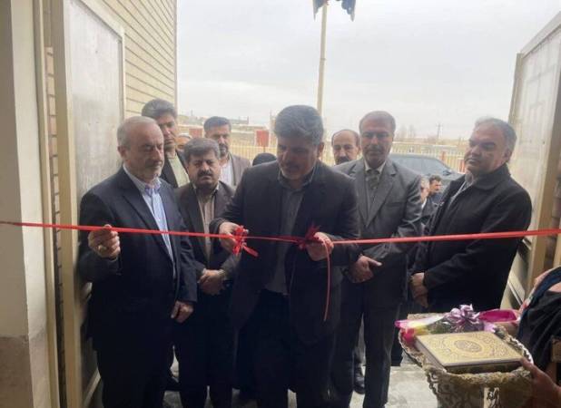 افتتاح و کلنگ‌زنی طرح‌های توسعه‌ای در قروه همزمان با دهه فجر