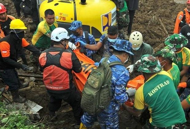 شمار جان باختگان رانش زمین در اندونزی به ۷۰ نفر رسید