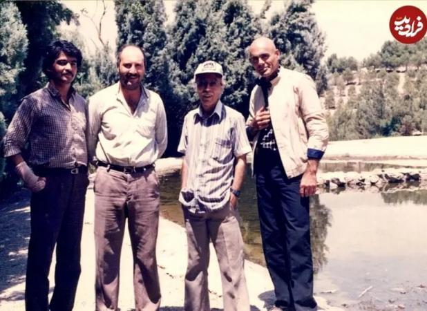 رضا رویگری در پشت‌صحنه «یوزپلنگ» در کنار جمشید هاشم‌پور