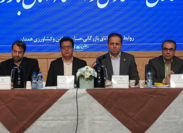 حسینی: تعطیلی هیچ واحد تولیدی پذیرفتنی نیست