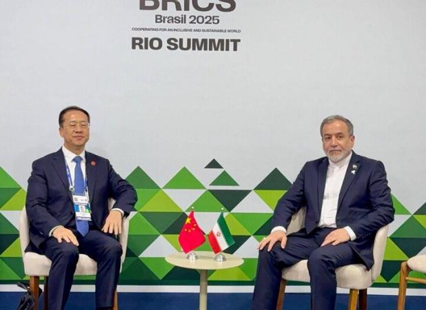 رایزنی عراقچی با معاون وزیر امور خارجه چین
