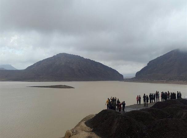 آبگیری ۲ سد بزرگ فیروزآباد / بارش سنگین برف در گردنه موک