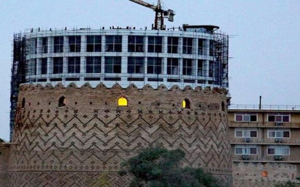 ساختمان‌های ناایمن در شیراز؛ شهروندان در معرض تهدیدهای جدی