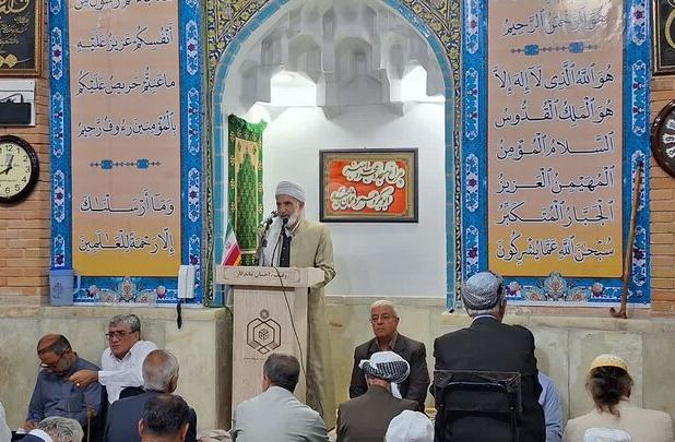 امام جمعه سنندج: دشمنان با تفرقه میان مسلمانان به اهداف خود نمی‌رسند