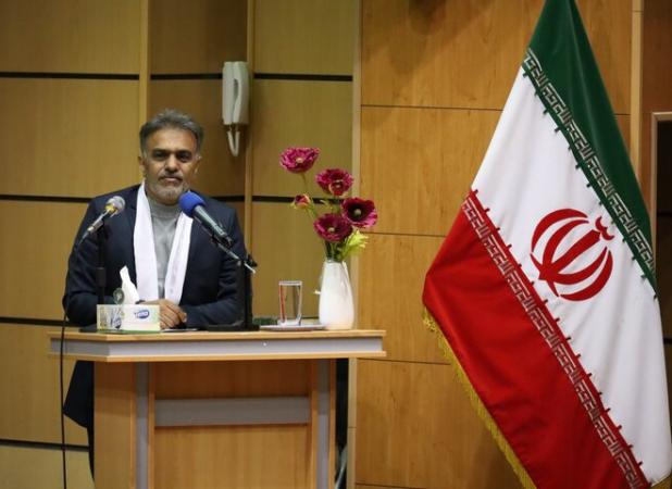 کلاری: پیگیر مطالبات فرهنگیان فارس از صندوق ذخیره هستیم