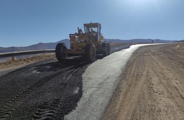 نیکزاد:پروژه‌های روستای خانه شیر نیر با تأمین اعتبار تکمیل می‌شوند