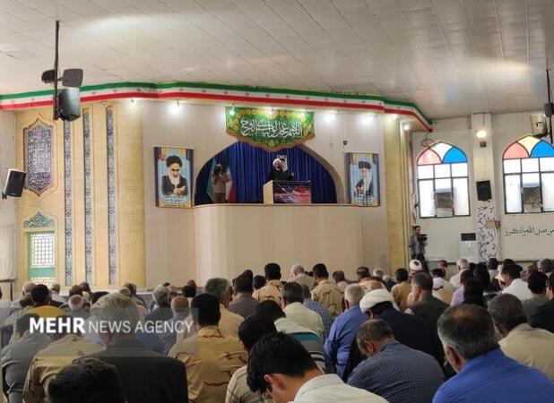 امام جمعه موقت زاهدان: نظارت بر کیفیت کالاهای تولیدی وظیفه دولت است