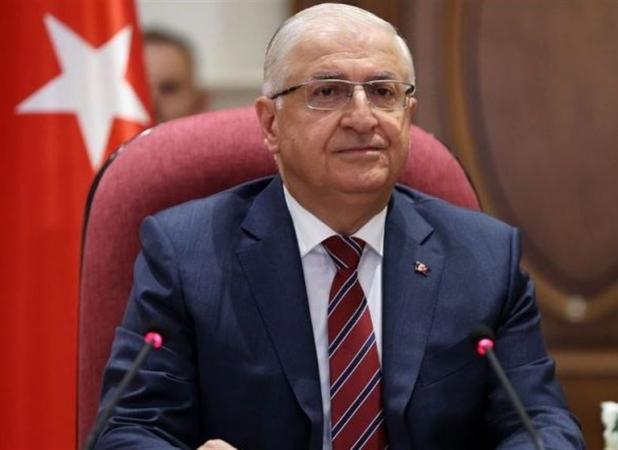 وزیر دفاع ترکیه: نظامیان خود را از سوریه خارج نخواهیم کرد