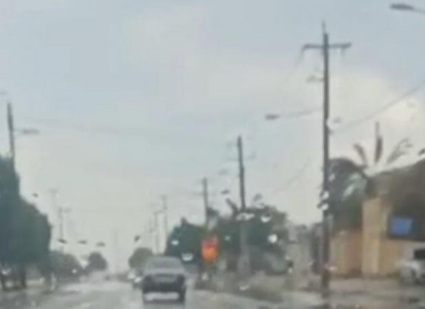 اولین باران پاییزی در گناوه