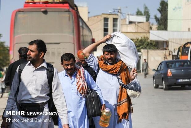 نحوه خروج زمینی زائران غیرمقیم ایران از مرزهای زمینی تشریح شد