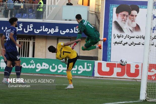 پیروزی یک نیمه ای گل گهر مقابل سپاهان