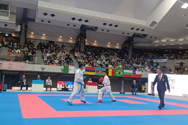 صعود حسین تبرته به نیمه نهایی مسابقات کاراته