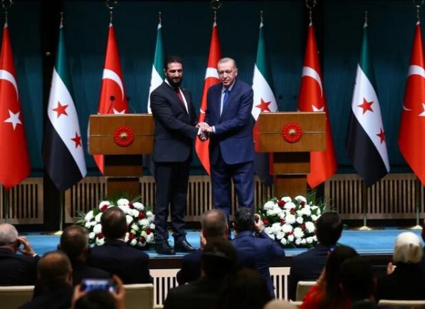 چرا اردوغان و جولانی در برابر حملات اسرائیل سکوت می‌کنند؟