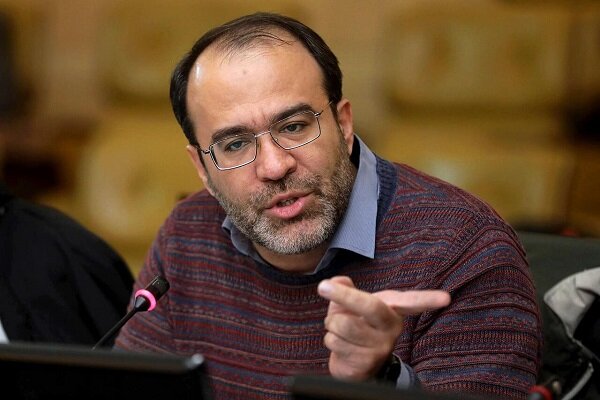 نماینده مجلس: بانک‌های ما بانک‌هایی دو زیست هستند