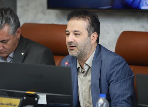 سیدهاشمی:گزارش ۶ ماهه بودجه ۱۴۰۴ شهرداری اردبیل تایید شد