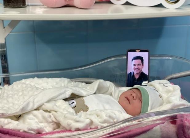 دختر «سردار شهید نجفی» ۶ ماه بعد از شهادت پدر به دنیا آمد