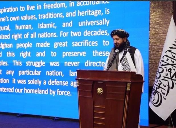 سفیر حکومت طالبان در تهران: جنگ ۲۰ ساله علیه اشغالگران بود، نه اقوام یا تمدن‌ها