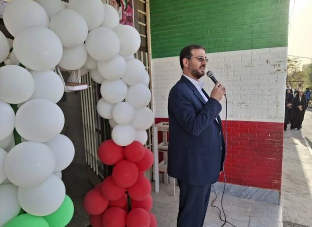 دانش‌آموزان پرچم‌داران پیشرفت کشور هستند