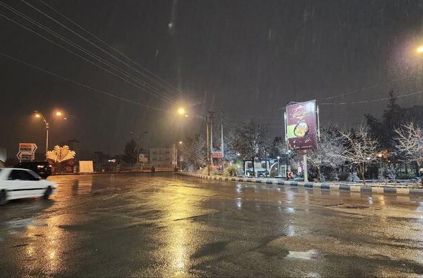 هم اکنون بارش برف در بجنورد