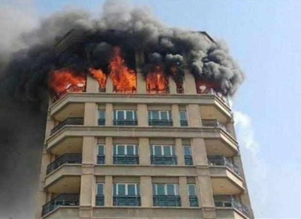 اشتباه خطرناک ساکنان در آتش‌سوزی آپارتمان و برج‌های مسکونی/کلید نجات چیست؟