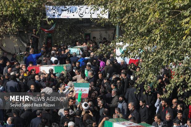 حضور میلیونی مردم در بدرقه شهدا؛ تجدید بیعت فاطمی در سراسر کشور