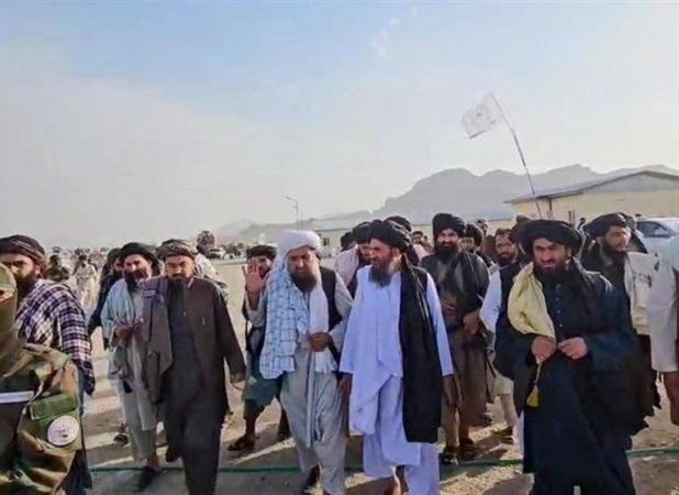 طالبان: برای حل مشکلات پناهجویان بازگشته، تلاش می‌کنیم