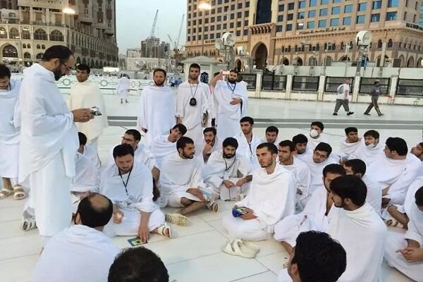 اعطای وام ۴۰ میلیون تومانی برای زائران عمره مفرده دانشگاه آزاد