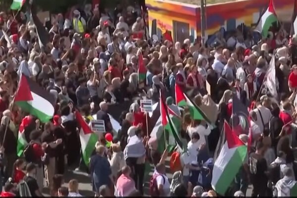 تظاهرات ۱۰ هزار نفری حمایت از فلسطین در فرانکفورت آلمان+ فیلم