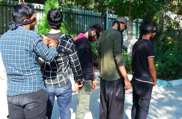 دستگیری ۱۴۳ شرور و مزاحم در اسلامشهر/۱۰۷تیغه سلاح سرد کشف شد