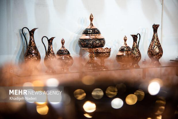 نمایش آثار هنرمندان صنایع‌دستی در محوطه باستانی هگمتانه آغاز شد