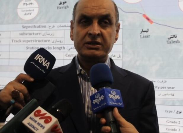 تردد ترانزیتی از مرز آستارا به ۸۰۰ کامیون در روز افزایش می‌یابد