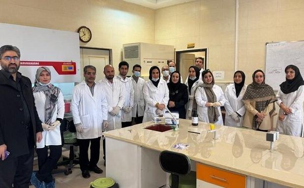 نخستین کارگاه عملی مشترک دانشگاه لرستان با پژوهشگاه رویان برگزار شد